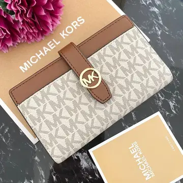 새상품 MICHAEL KORS 마이클코어스 지갑 접이식 지갑 브라운