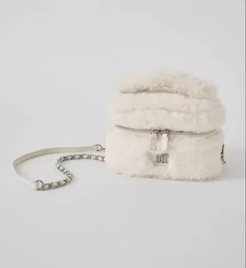 Darich 인조 모피 숄더백 화이트 택 포함