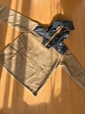 E.F.S.F. 플리스 자켓 베이지/블랙