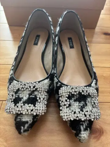 새상품급 OHGA 하운드투스 체크 패턴 플랫슈즈 펌프스