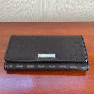 캐서린 햄넷 블랙 장지갑