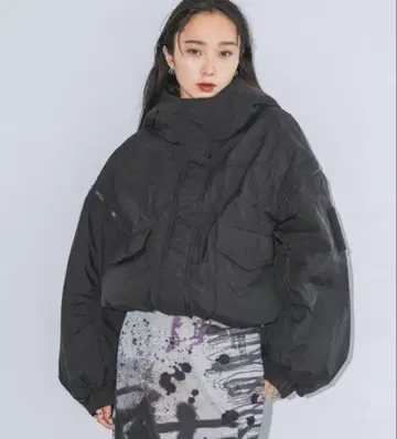 JEANASIS 소매 2way 몬스터 후드티 숏코트 블랙