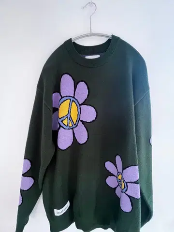 Butter 꽃무늬 스웨터 MEDIUM