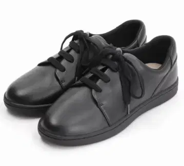 마가렛호웰 레이스업 가죽 스니커즈