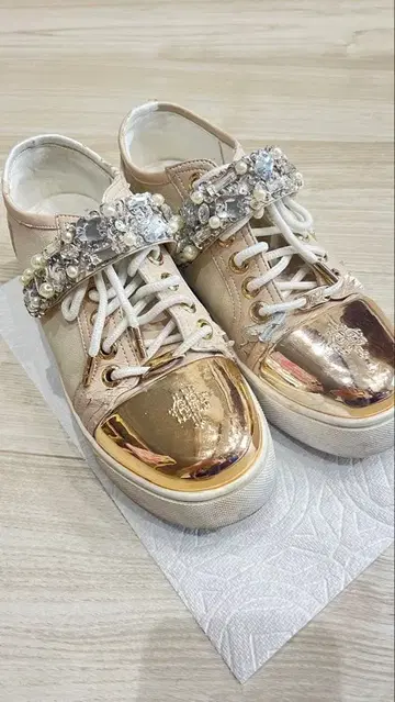 Rady 비쥬 장식 골드 스니커즈 S 사이즈