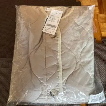 베이지 퀼팅 자켓 L 사이즈