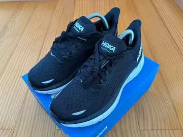 호카 클리프톤 8 (레귤러) 박스 포함