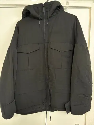 화이트 마운티니어링 하이브리드 다운 자켓