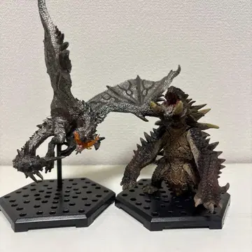 몬스터 헌터 리오레우스 희귀종(분노 상태), 아캄토름 피규어