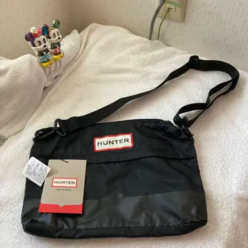 HUNTER 나일론 숄더백 블랙