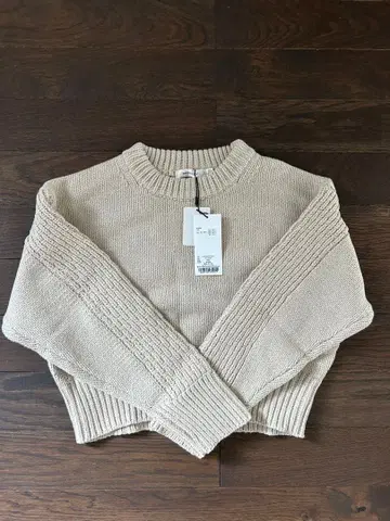 moussy 베이지 크롭 니트 스웨터