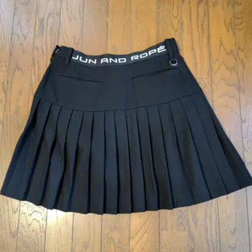 준앤로페 스커트