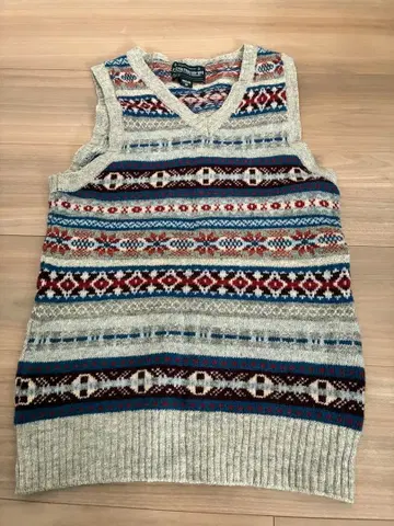 노르딕 무늬 니트 베스트 그레이 계열