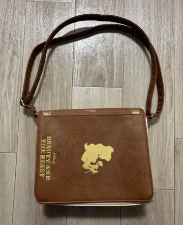 디즈니 스토어 미녀와 야수 숄더백