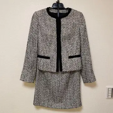 COMME CA ISM 트위드 노카라 스커트 셋업