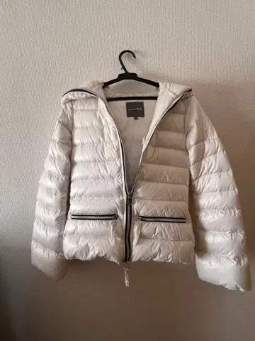 DUVETICA 후드 부착 다운 자켓 38 화이트