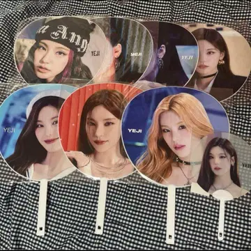 itzy 예지 부채 컴프 일본