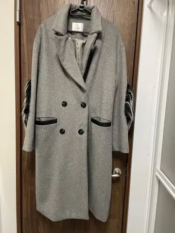 갤러리 그레이 더블 브레스트 코트 새상품급