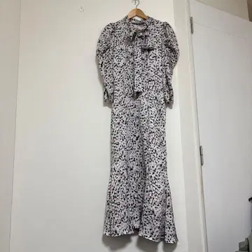 SNIDEL 플로럴 프린트 맥시 드레스