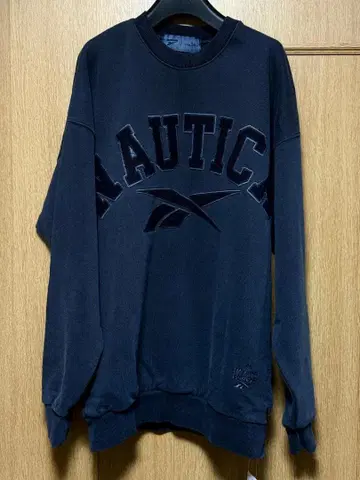 Reebok x NAUTICA 한정판 아치 로고 맨투맨