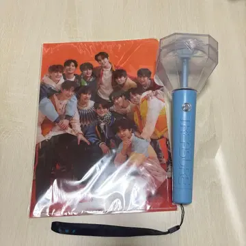 treasure 응원봉 클리어 파일 세트