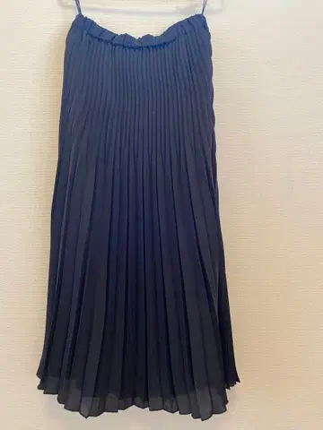 롱 기장 플리츠 스커트 블랙