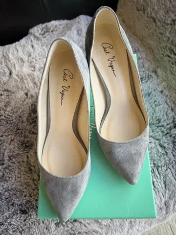 그레이 스웨이드 하이힐 펌프스 37