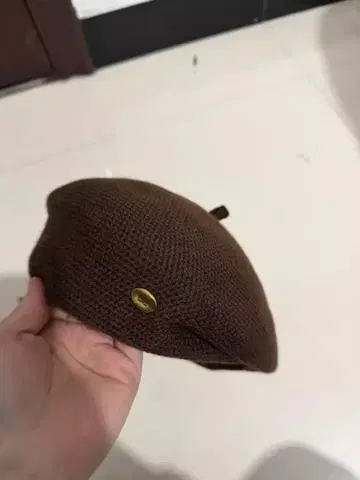 브라운 니트 베레모