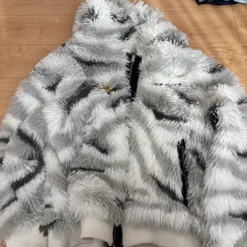 IZBOA FRONTIER 3L 퍼 자켓