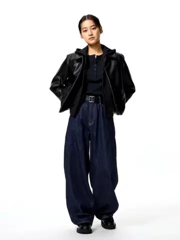 택 포함 새상품 유니클로 배기 커브 청바지 기장 짧음 21