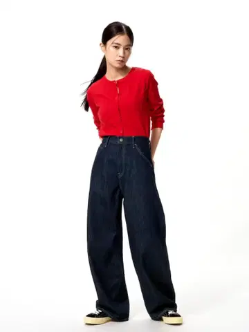 택 포함 새상품 유니클로 배기 커브 청바지 기장 짧음 21