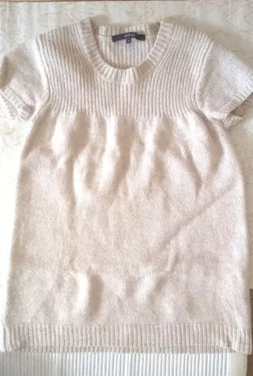 울 100% 베이지 반팔 니트 스웨터 TOMORROWLAND