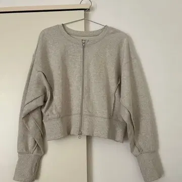 그레이 지퍼 크롭 맨투맨