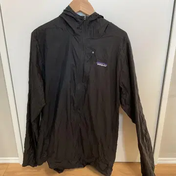 파타고니아 후디니 자켓 블랙 m 사이즈