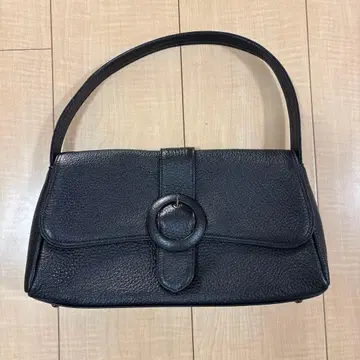 블랙 가죽 핸드백