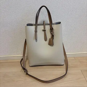 RODE SKO 2WAY 참 포함 스퀘어 토트백 [ Lsize ]