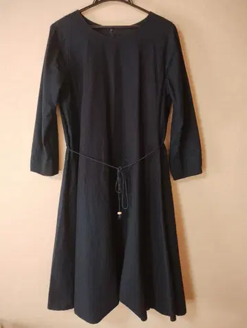 팔라스 팰리스 네이비 원피스