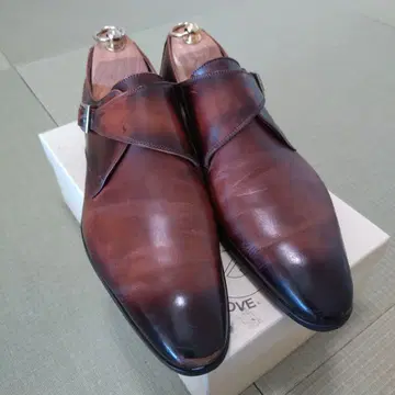 슈키퍼 포함, 가죽 신발