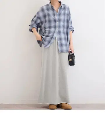 저널 스탠다드 렐룸 맨투맨 맥시 스커트