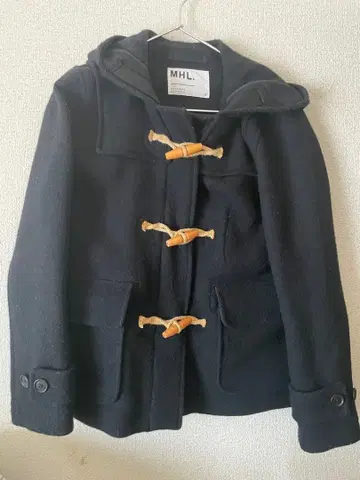 MHL. 블랙 더플 코트