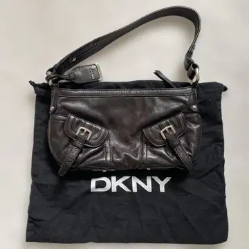 DKNY 블랙 숄더백