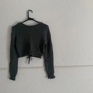 ZARA 다크 그레이 크롭 니트 등 오픈 백 오픈 긴팔