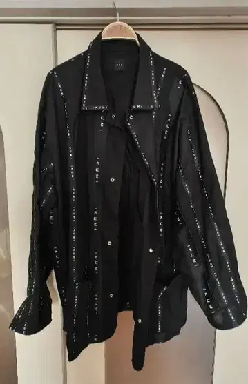 IKUMI Belt Jacket 2020