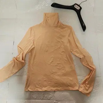 SPORTMAX L 사이즈 긴팔 하이넥 베이지