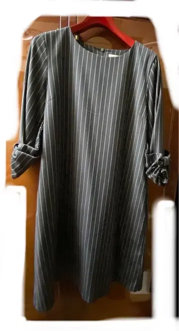 스트라이프 7부 소매 A라인 원피스