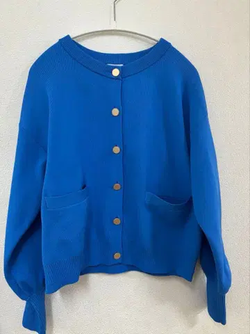 [ 완판 컬러 ] un dix cors 버튼 가디건 파랑