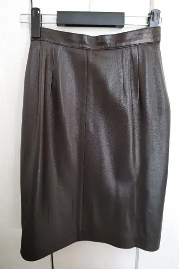 새상품급 가죽 타이트 스커트