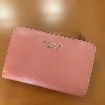 케이트 스페이드 뉴욕 이단 접이식 지갑