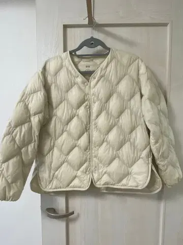 UNIQLO 울트라 라이트 다운 다운 자켓 M 아이보리