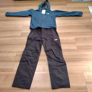 다이와 레인 낚시 수트 DR-32109 상하의 세트 M 사이즈